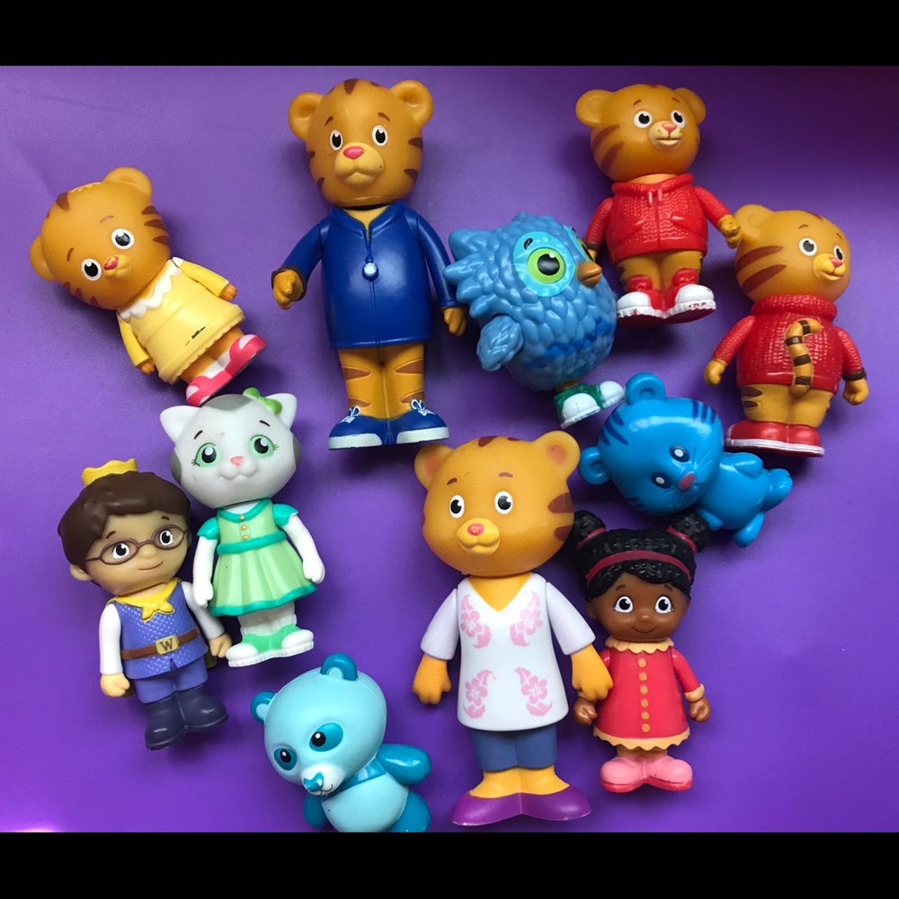 daniel tiger's neighborhood figures